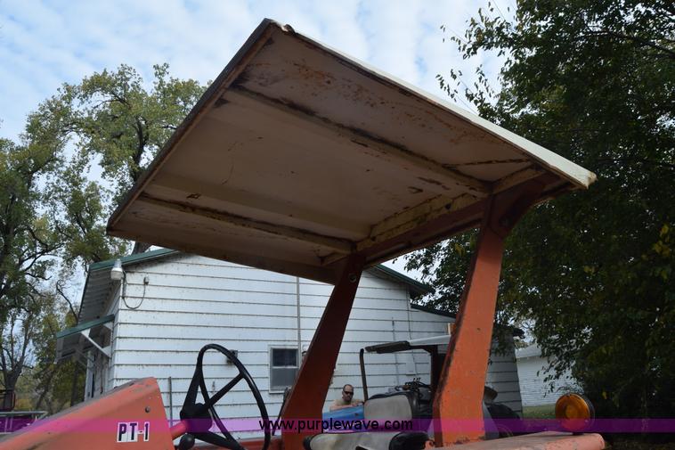 image for item J7011 Allis Chalmers 180 tractor