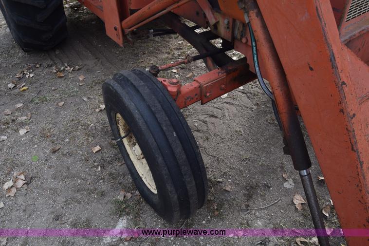 image for item J7011 Allis Chalmers 180 tractor