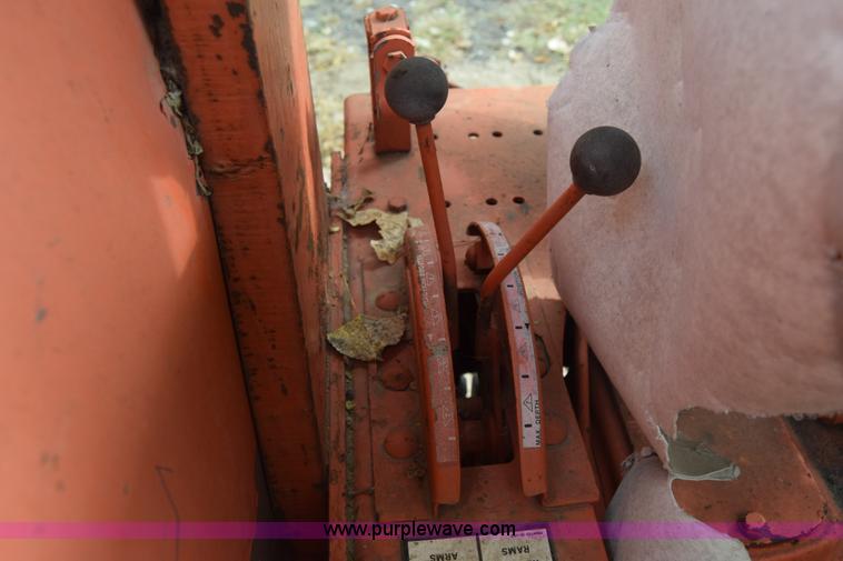 image for item J7011 Allis Chalmers 180 tractor