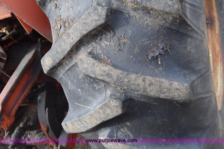 image for item J7011 Allis Chalmers 180 tractor