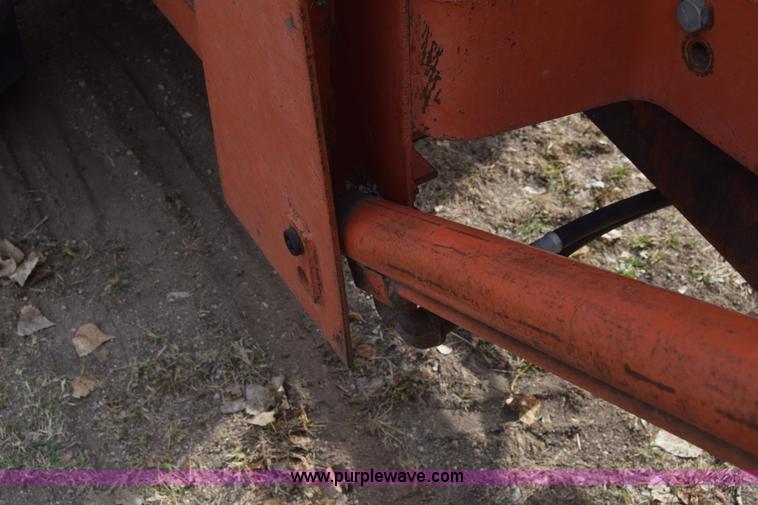 image for item J7011 Allis Chalmers 180 tractor