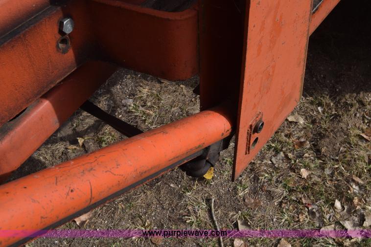 image for item J7011 Allis Chalmers 180 tractor