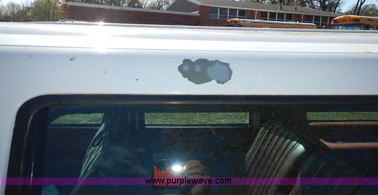 image for item J7023 1993 Chevrolet Suburban C1500 SUV