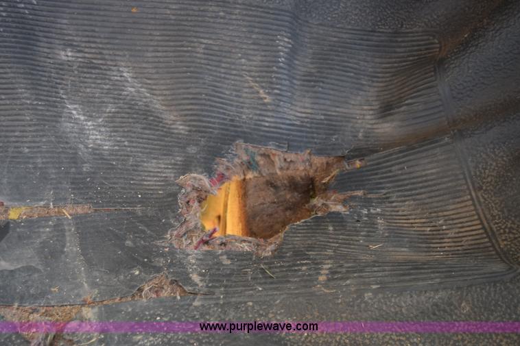 image for item J7025 1993 Ford F150 utility pickup truck