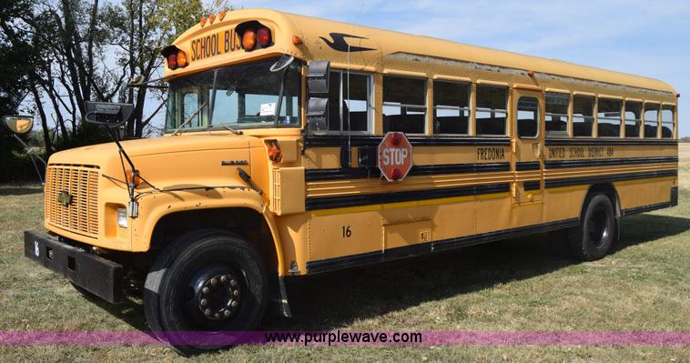 image for item J7026 1995 Chevrolet Blue Bird school bus