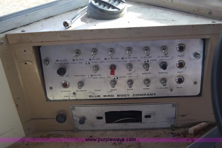 image for item J7026 1995 Chevrolet Blue Bird school bus