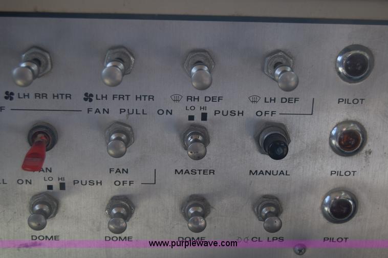 image for item J7026 1995 Chevrolet Blue Bird school bus