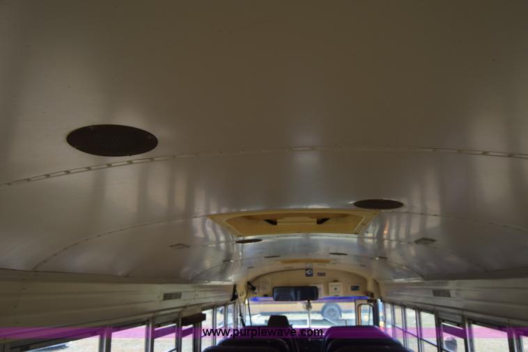 image for item J7026 1995 Chevrolet Blue Bird school bus