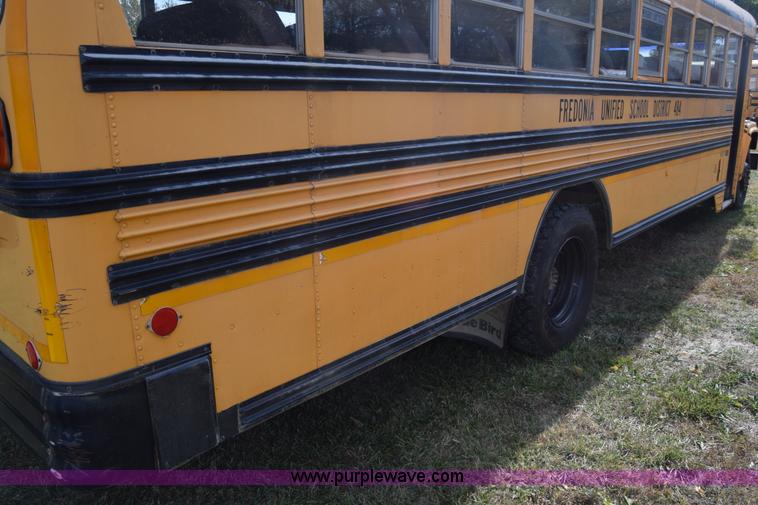 image for item J7026 1995 Chevrolet Blue Bird school bus