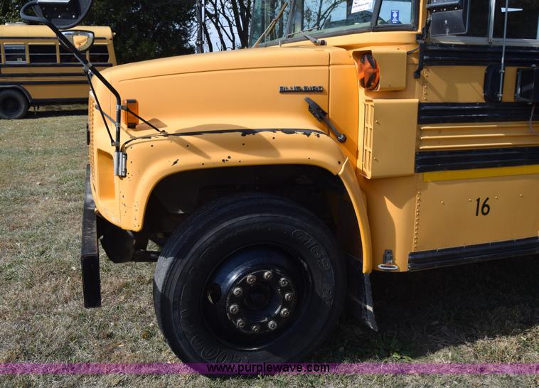 image for item J7026 1995 Chevrolet Blue Bird school bus