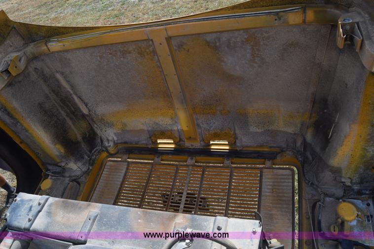 image for item J7026 1995 Chevrolet Blue Bird school bus