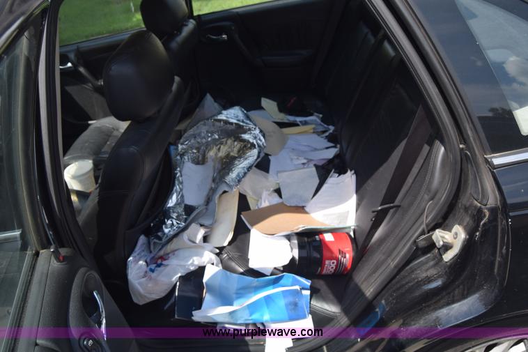 image for item J7832 2001 Saturn LS LS1