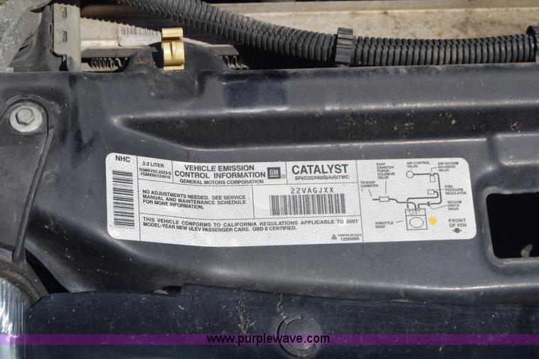 image for item J7832 2001 Saturn LS LS1