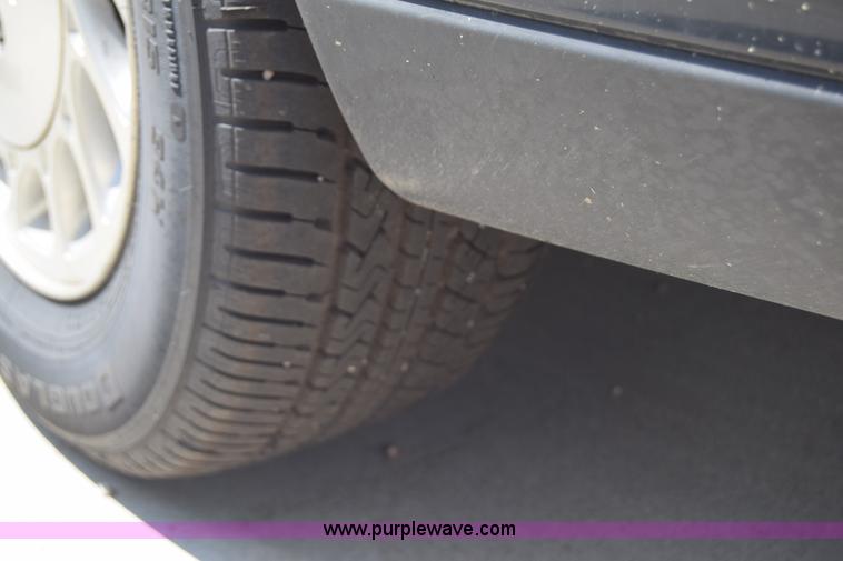 image for item J7832 2001 Saturn LS LS1