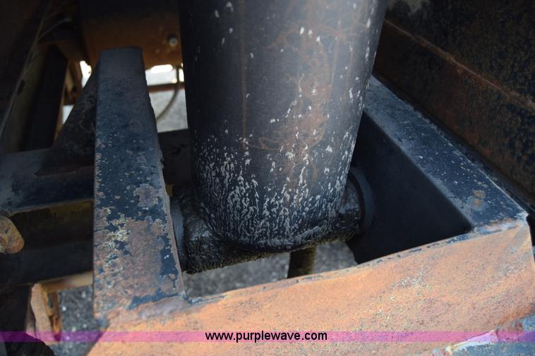 image for item J8196 1995 Wheeler pup trailer