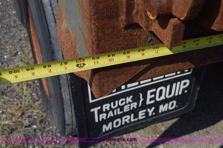 image for item J8196 1995 Wheeler pup trailer