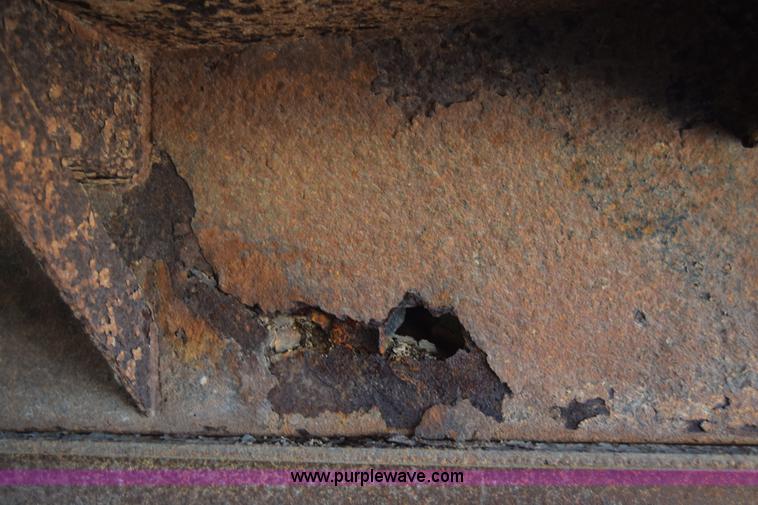 image for item J8196 1995 Wheeler pup trailer