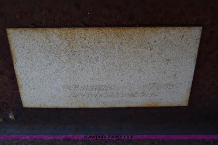 image for item J8198 1995 Wheeler SP50C pup trailer