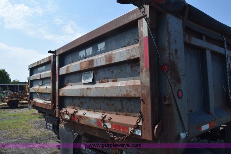 image for item J8198 1995 Wheeler SP50C pup trailer