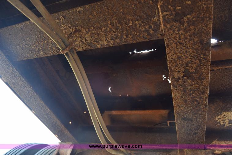 image for item J8198 1995 Wheeler SP50C pup trailer