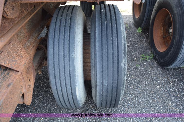 image for item J8198 1995 Wheeler SP50C pup trailer