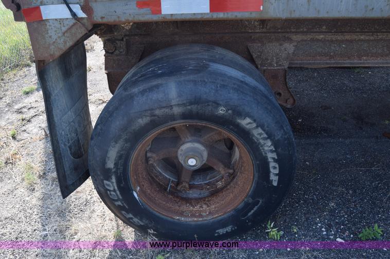 image for item J8198 1995 Wheeler SP50C pup trailer