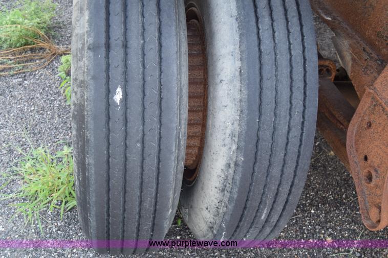 image for item J8198 1995 Wheeler SP50C pup trailer