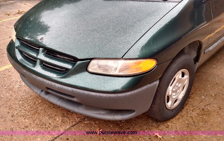 image for item K1247 1999 Dodge Caravan
