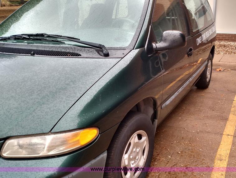 image for item K1247 1999 Dodge Caravan
