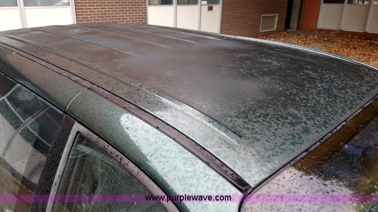 image for item K1247 1999 Dodge Caravan