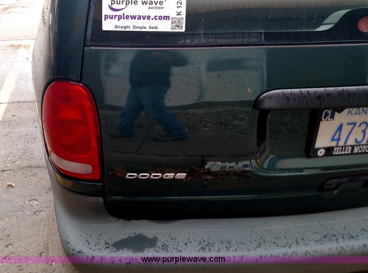 image for item K1247 1999 Dodge Caravan