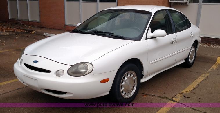 image for item K1248 1996 Ford Taurus LX