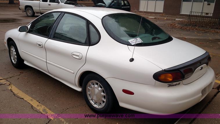 image for item K1248 1996 Ford Taurus LX