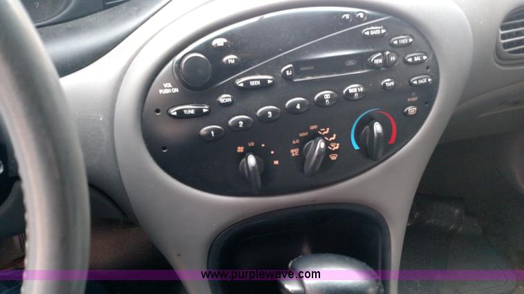 image for item K1248 1996 Ford Taurus LX