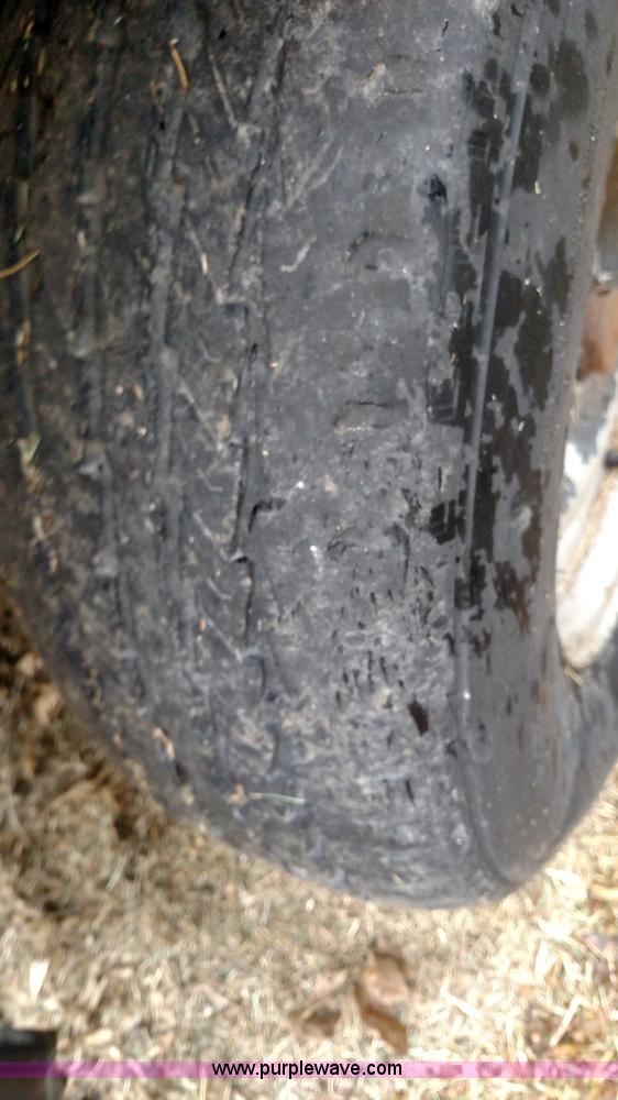 image for item K1249 1993 Chevrolet Suburban C1500 SUV