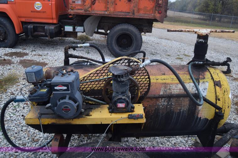 image for item K4904 Tack oil cart