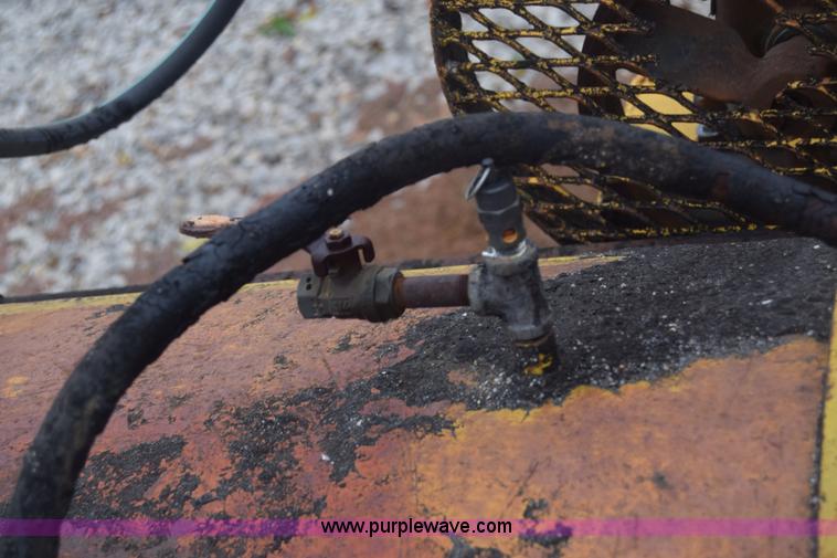 image for item K4904 Tack oil cart