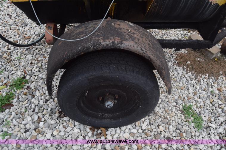 image for item K4904 Tack oil cart