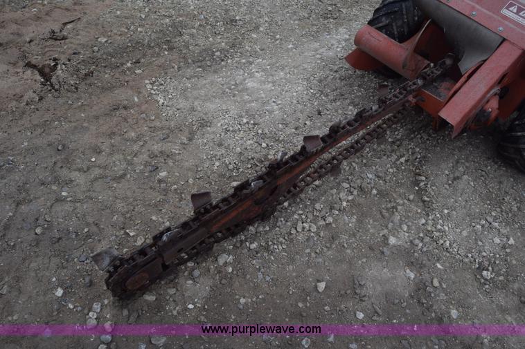image for item K4906 Ditch Witch J20 trencher