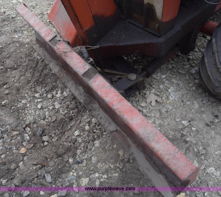 image for item K4906 Ditch Witch J20 trencher