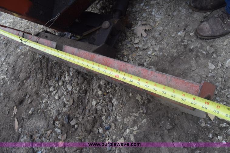 image for item K4906 Ditch Witch J20 trencher