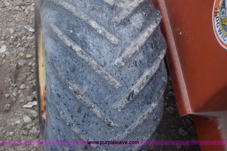 image for item K4906 Ditch Witch J20 trencher