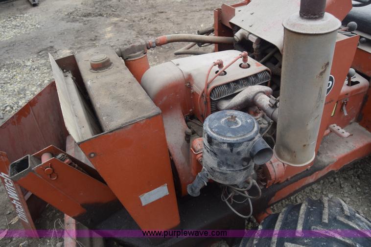 image for item K4906 Ditch Witch J20 trencher