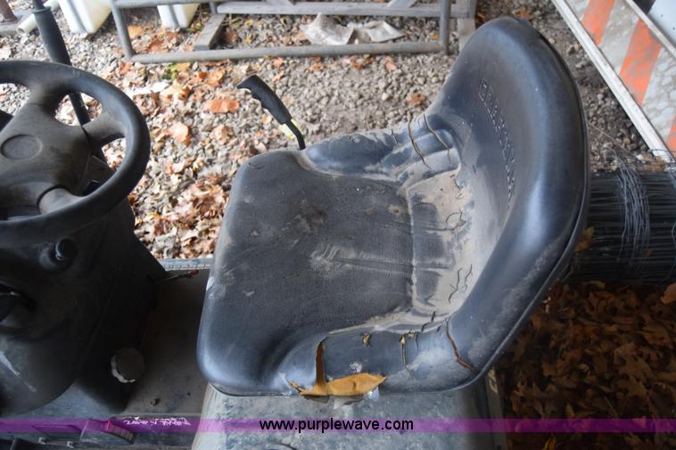 image for item K4907 Craftsman garden tractor