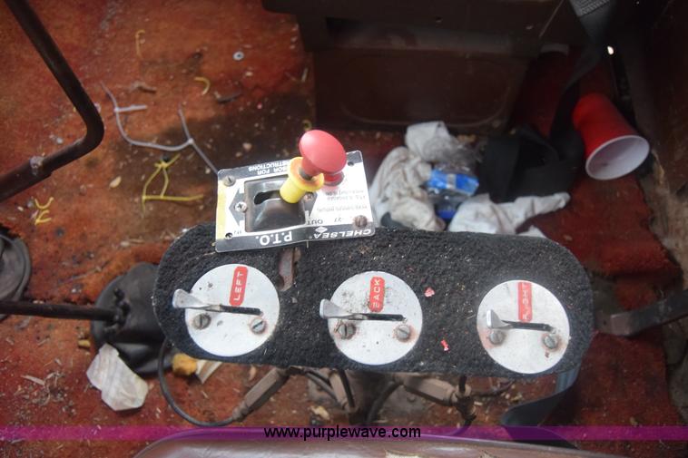 image for item K4908 1975 Ford 8000 Water tanker truck