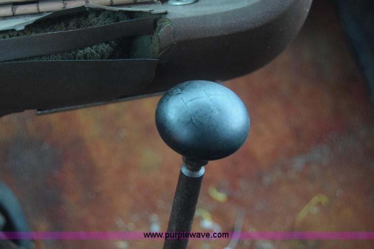 image for item K4908 1975 Ford 8000 Water tanker truck