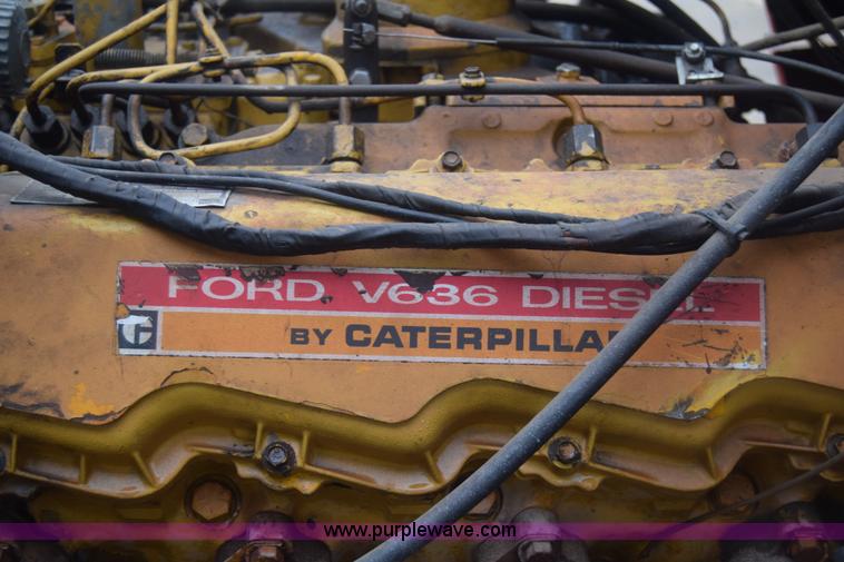 image for item K4908 1975 Ford 8000 Water tanker truck