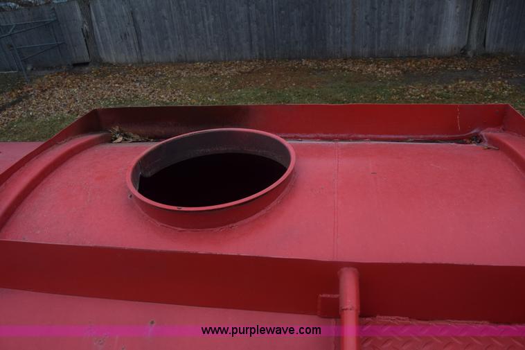 image for item K4908 1975 Ford 8000 Water tanker truck