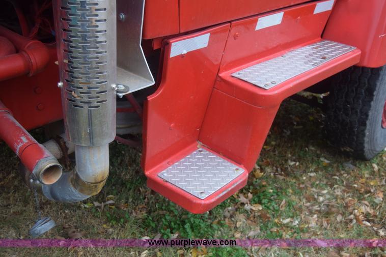 image for item K4908 1975 Ford 8000 Water tanker truck