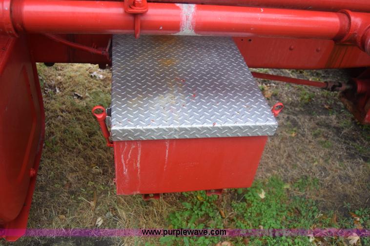 image for item K4908 1975 Ford 8000 Water tanker truck